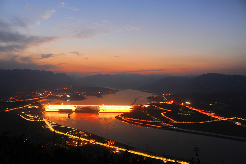 三(san)峽(xia)電(dian)廠(chang)